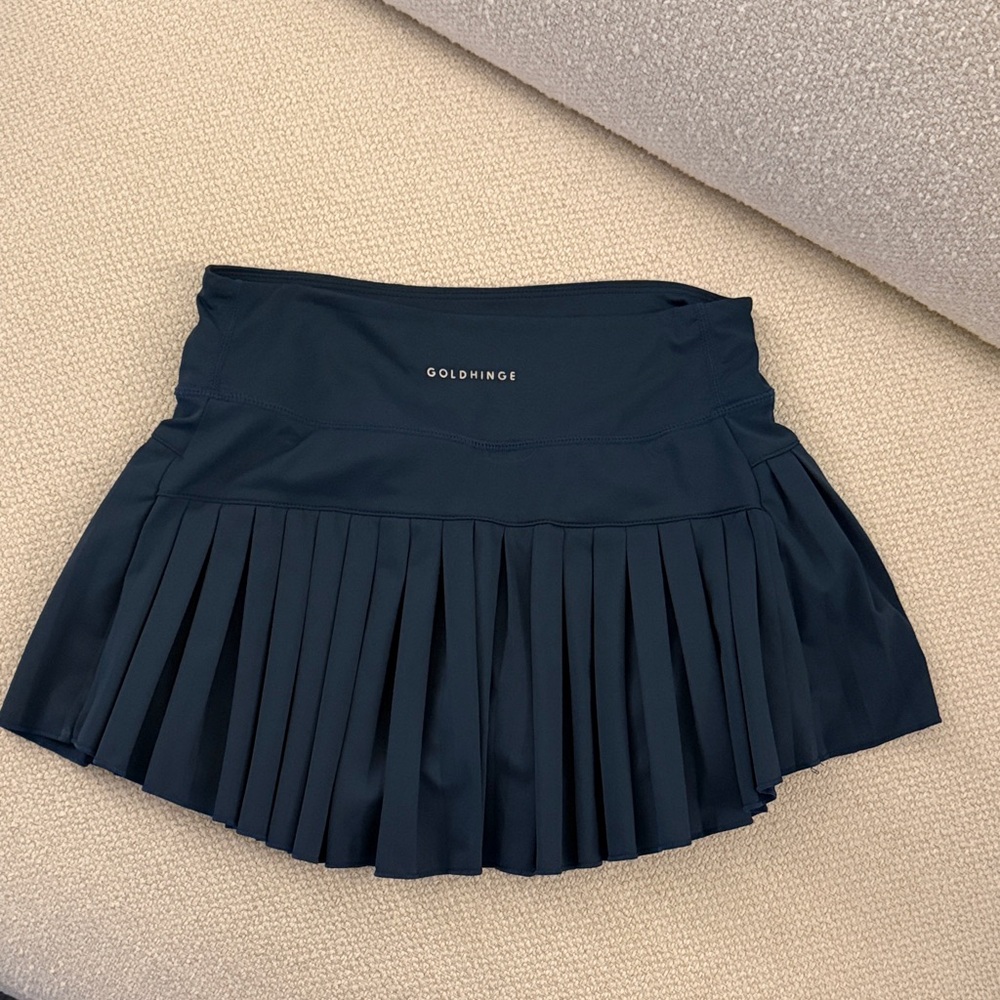 Chic Navy Tennis Skirt - Picture 2 of 2